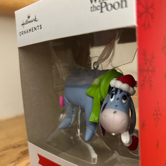Hallmark Eeyore Ornament- NIB - Picture 3 of 5